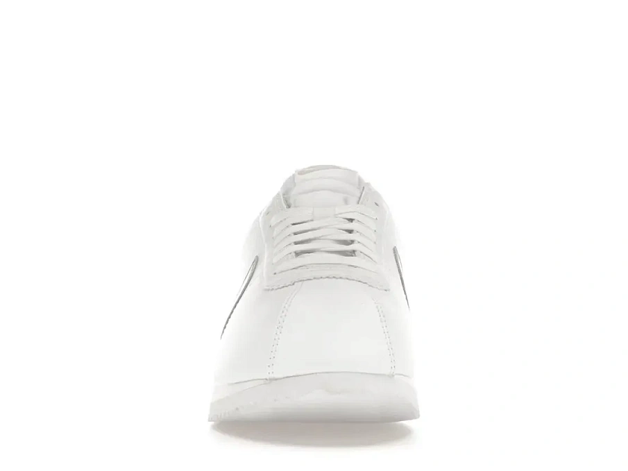 Фото № 2 с приближением к товару «‎Nike Cortez»
