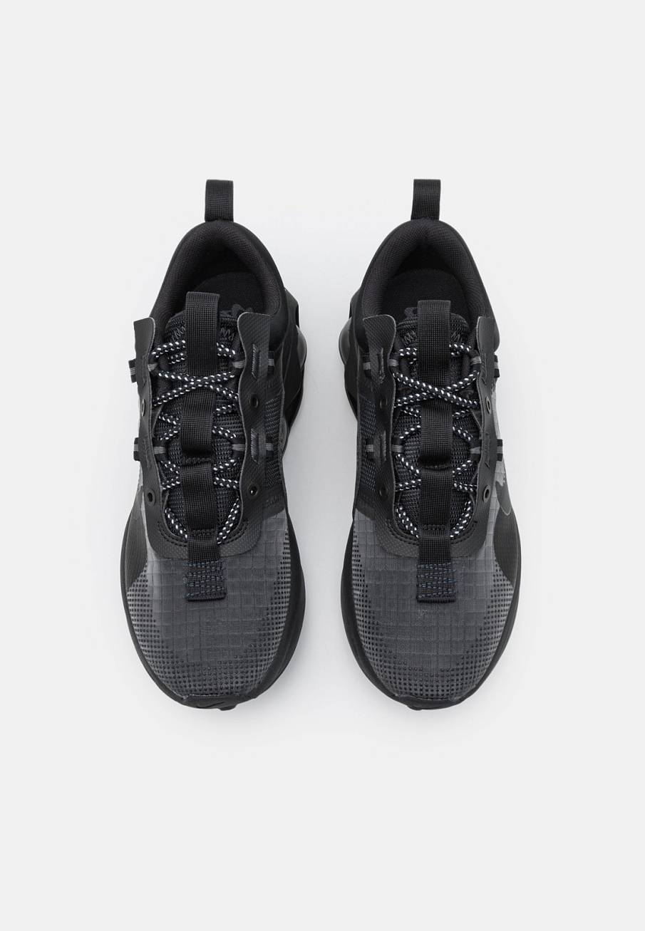 Фото № 3 с приближением к товару «‎Nike Air Max 2021 »