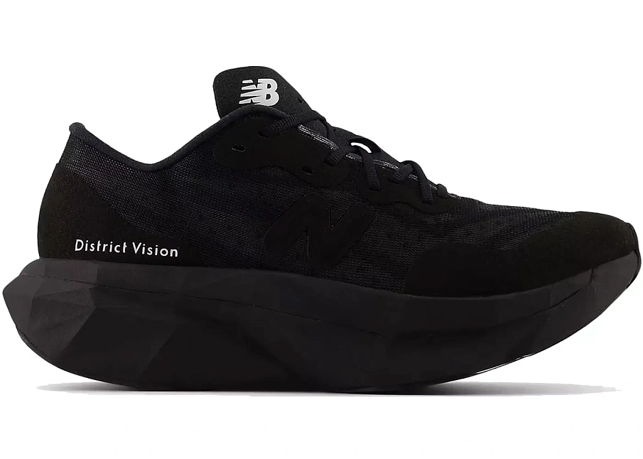 Фото № 1 с приближением к товару «‎New Balance FuelCell Supercomp Elite V4»