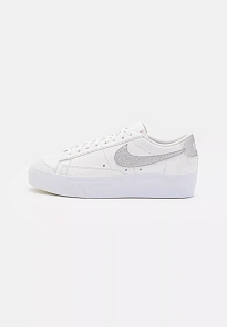 Фото № 2 с приближением к товару «‎W BLAZER LOW PLATFORM ESS»