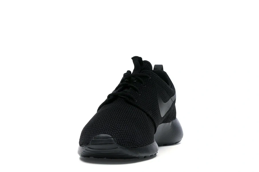 Фото № 4 с приближением к товару «‎Nike Roshe Run Triple Black»