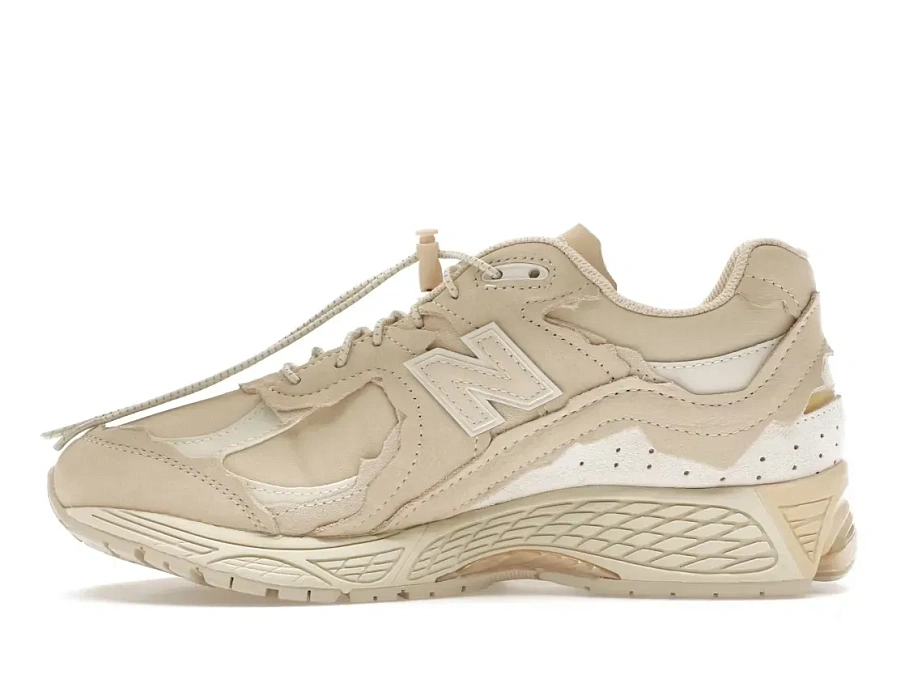 Фото № 3 с приближением к товару «‎New Balance 2002R»