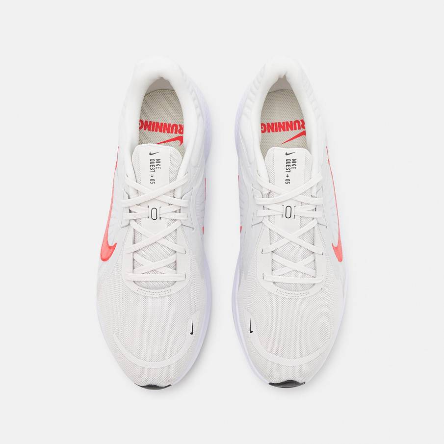 Фото № 4 с приближением к товару «‎Nike Quest»
