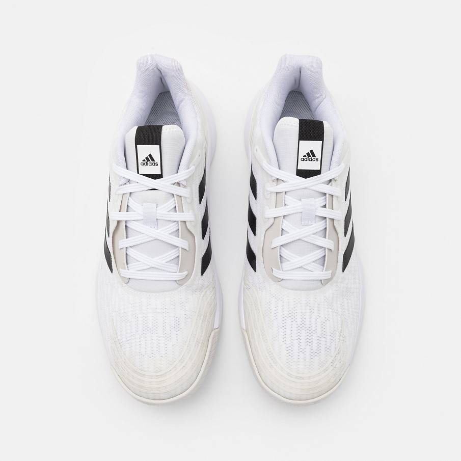 Фото № 4 с приближением к товару «‎Adidas Novaflight»