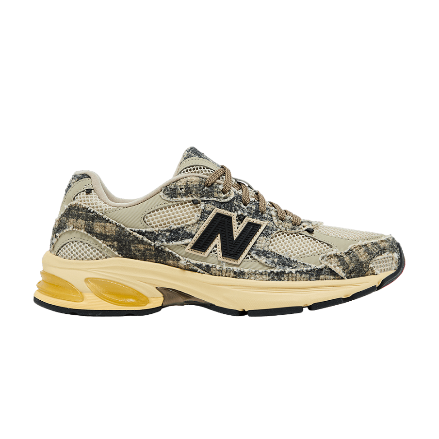 Фото № 1 с приближением к товару «‎Joe Freshgoods x New Balance 2010 Bag Lady»