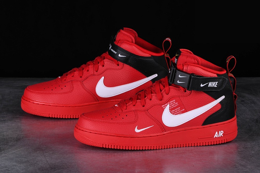 Фото № 2 с приближением к товару «‎Air Force 1 Mid Utility University Red»