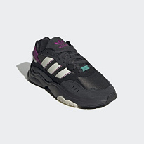 Фото № 4 с приближением к товару «‎Adidas Retropy F90»