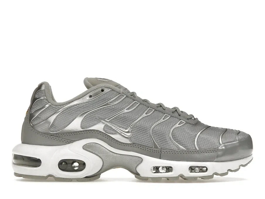 Фото № 1 с приближением к товару «‎Nike Air Max Plus Metallic Silver»