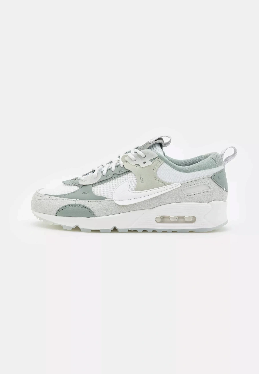 Фото № 1 с приближением к товару «‎W AIR MAX 90 FUTURA»