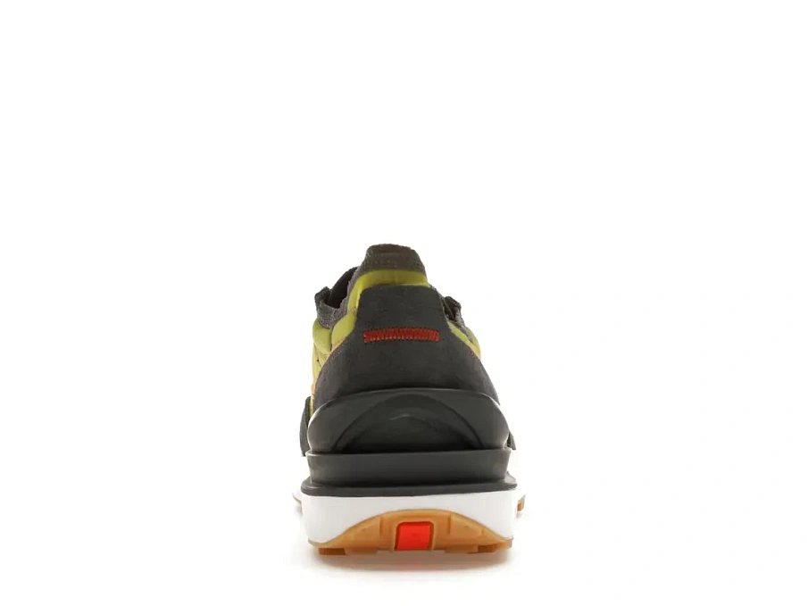 Фото № 4 с приближением к товару «‎Nike Waffle One SE»