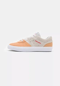 Фото № 1 с приближением к товару «‎JORDAN SERIES ES»