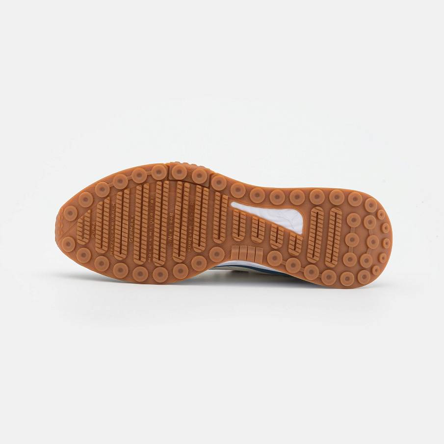 Фото № 5 с приближением к товару «‎Puma Wild Rider Helly Hansen »