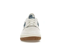 Фото № 2 с приближением к товару «‎New Balance 550»