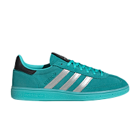 Фото № 1 с приближением к товару «‎Mercedes AMG x adidas Handball Spezial Semi Mint Rush»