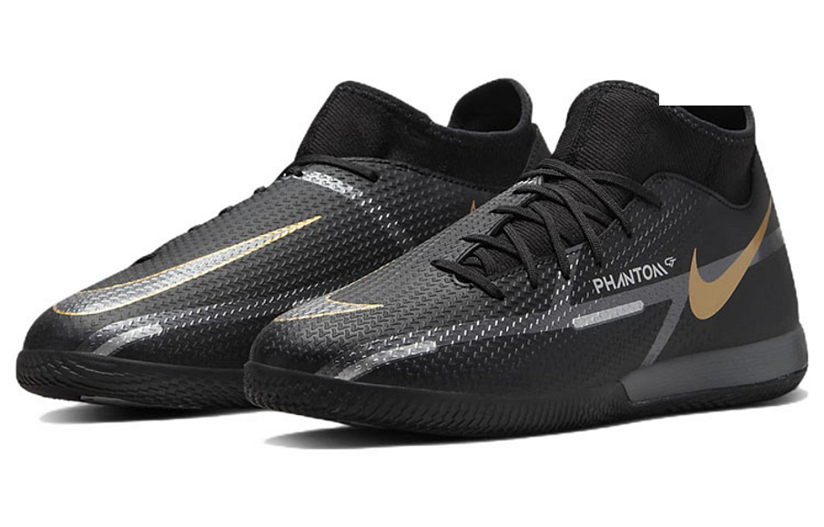 Фото № 3 с приближением к товару «‎Nike Phantom GT2 Academy Dynamic Fit IC Soccer Shoes BlackGold»