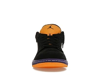 Фото № 2 с приближением к товару «‎Jordan 1 Phat Low Taxi Purple»