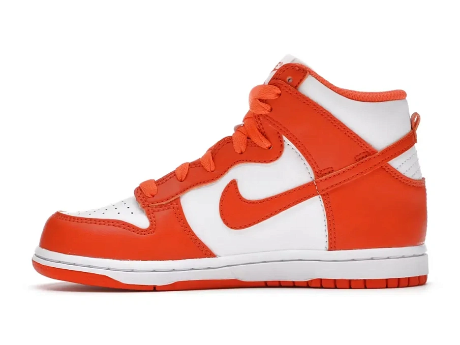 Фото № 3 с приближением к товару «‎Nike Dunk High»