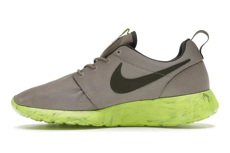 Фото № 3 с приближением к товару «‎Nike Rosherun QS»