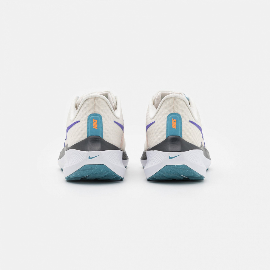 Фото № 3 с приближением к товару «‎Nike Air Zoom Pegasus 39»