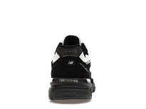 Фото № 4 с приближением к товару «‎New Balance 990v4»