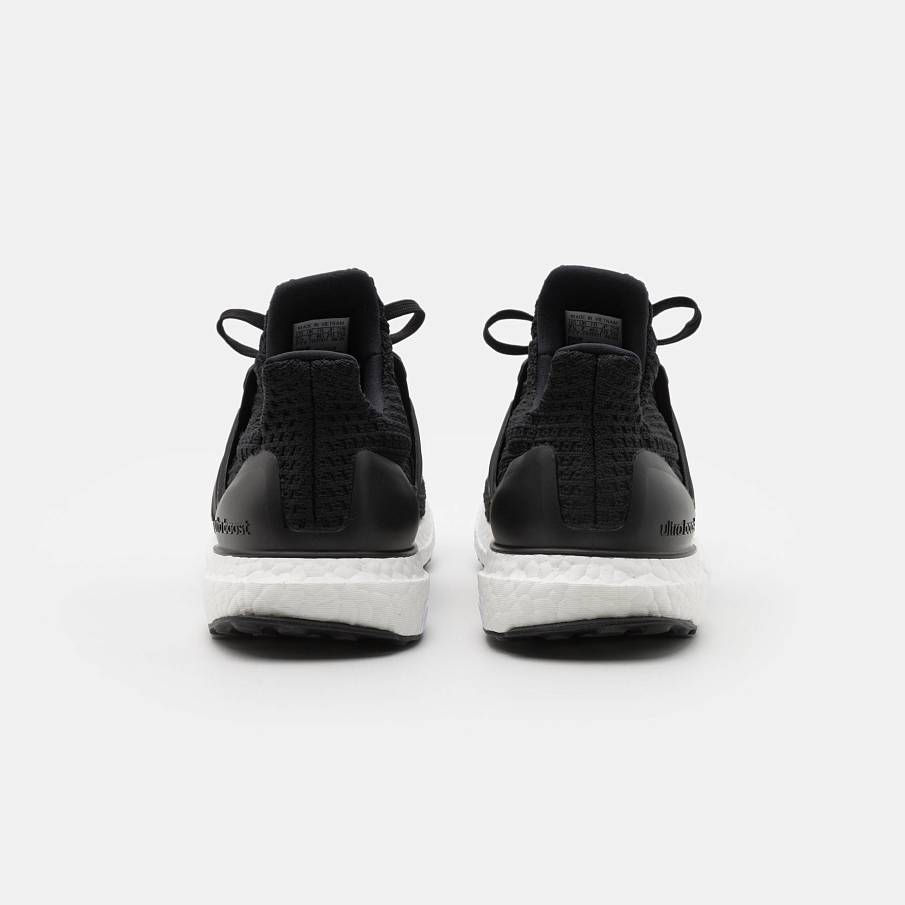 Фото № 3 с приближением к товару «‎Adidas Ultraboost 4.0 Dna »