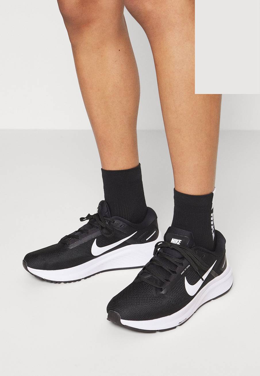 Фото № 4 с приближением к товару «‎Nike Obuwie Do Stabilnośc»
