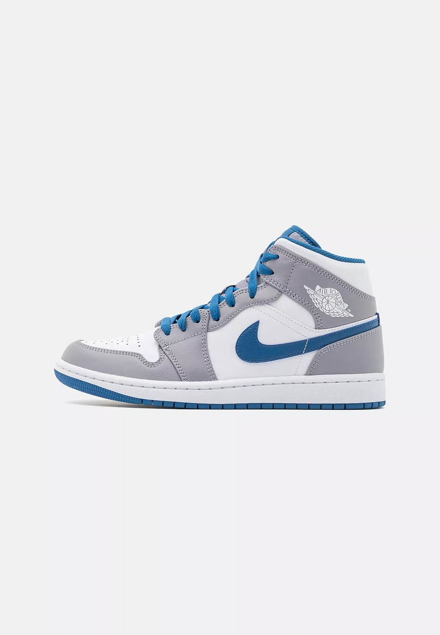 Фото № 1 с приближением к товару «‎AIR JORDAN 1 MID»