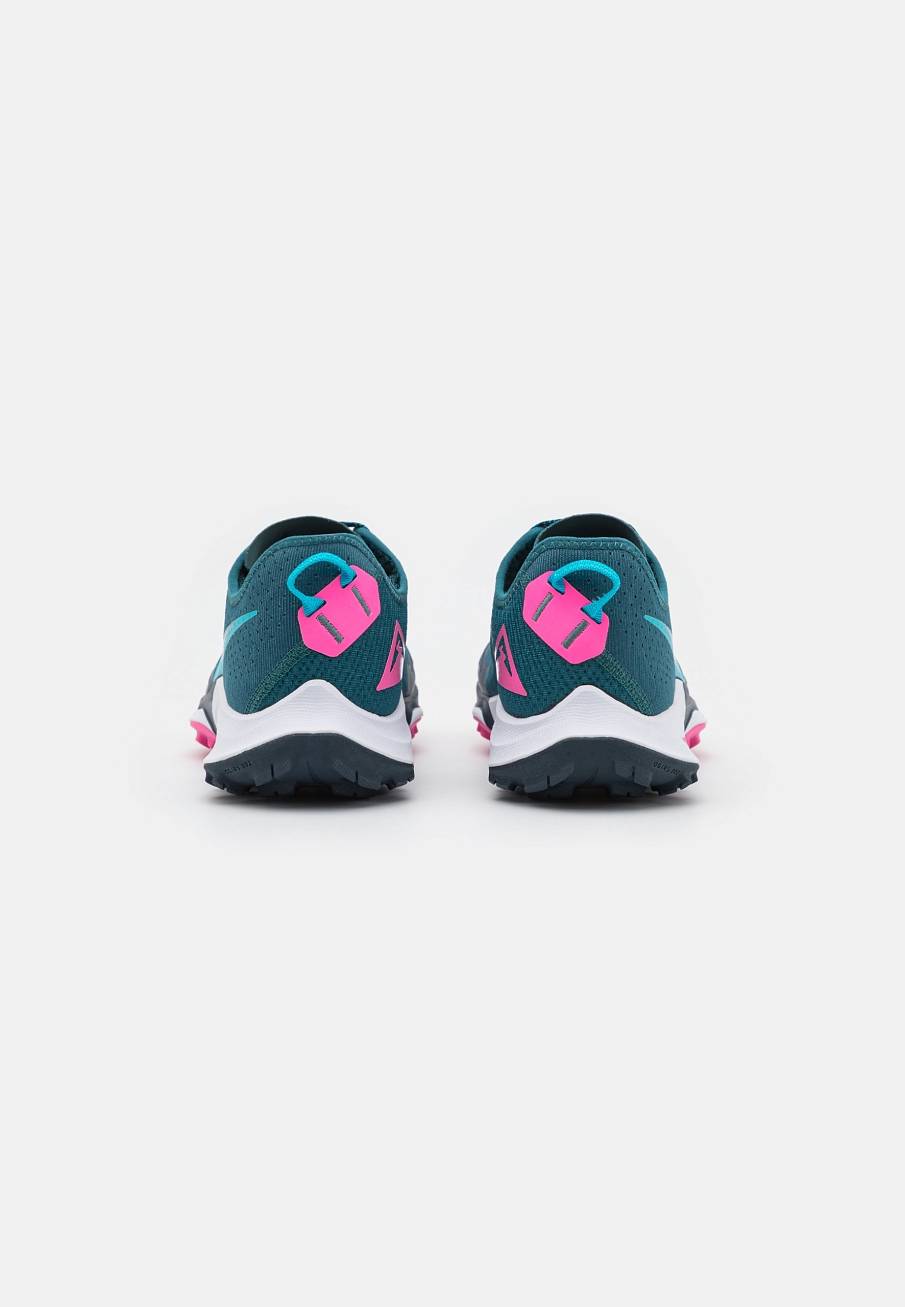 Фото № 3 с приближением к товару «‎Nike Air Zoom Terra Kiger 7 »