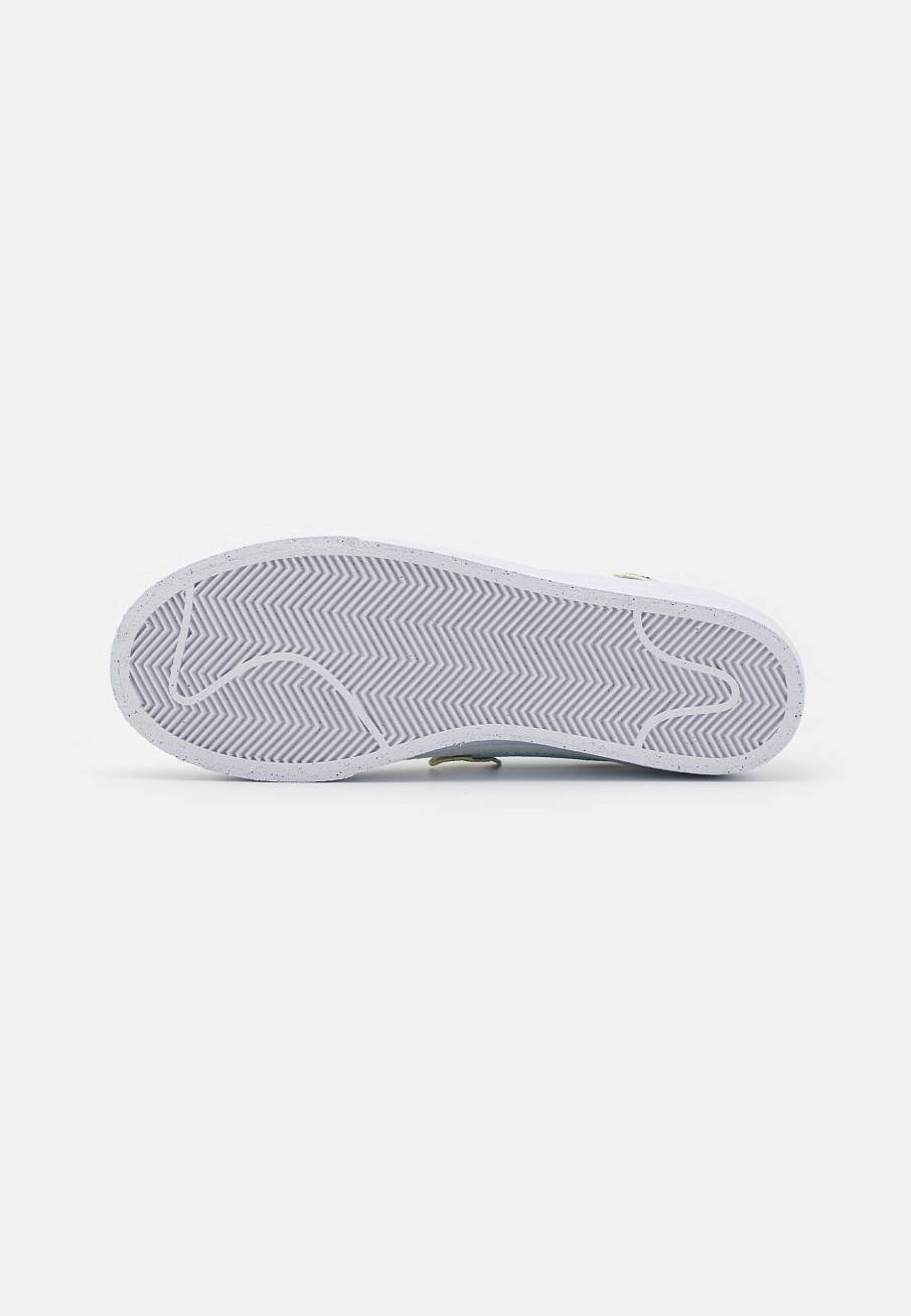 Фото № 3 с приближением к товару «‎Nike Blazer Platform SE »