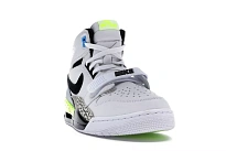 Фото № 2 с приближением к товару «‎Jordan Legacy 312 Command Force Volt»