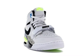 Jordan Legacy 312 Command Force Volt - 2