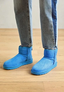 Фото № 2 с приближением к товару «‎CLASSIC MINI II»