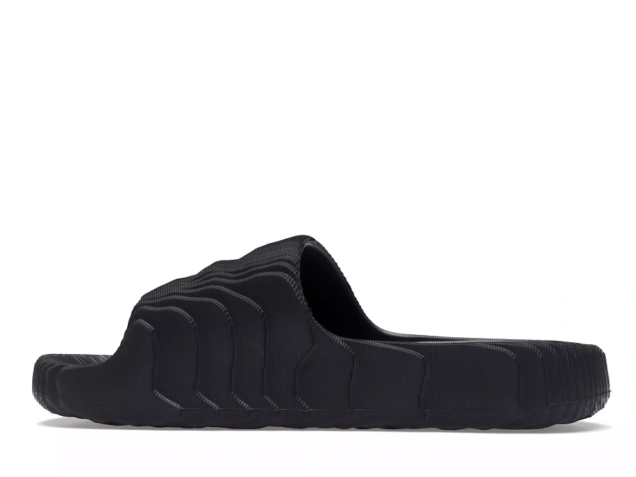 Фото № 2 с приближением к товару «‎adidas Adilette 22 Slides Carbon»