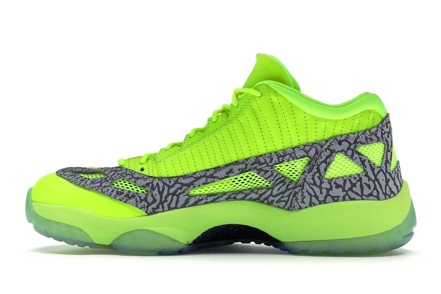 Фото № 5 с приближением к товару «‎Jordan 11 Retro Low IE Volt»