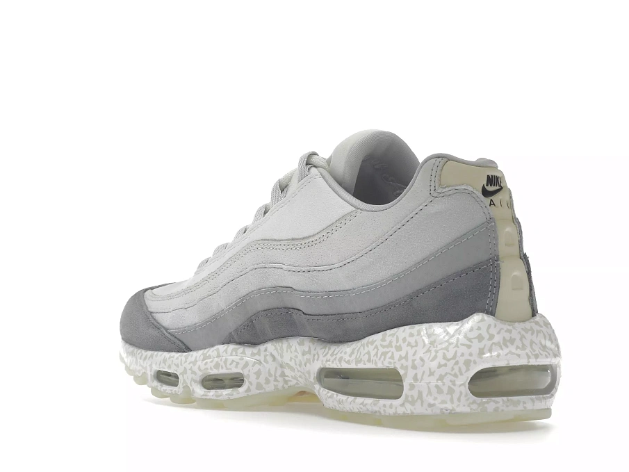 Фото № 3 с приближением к товару «‎Air Max 95 Light Bone GID»