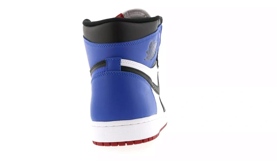 Фото № 3 с приближением к товару «‎Jordan 1 Retro Top 3»