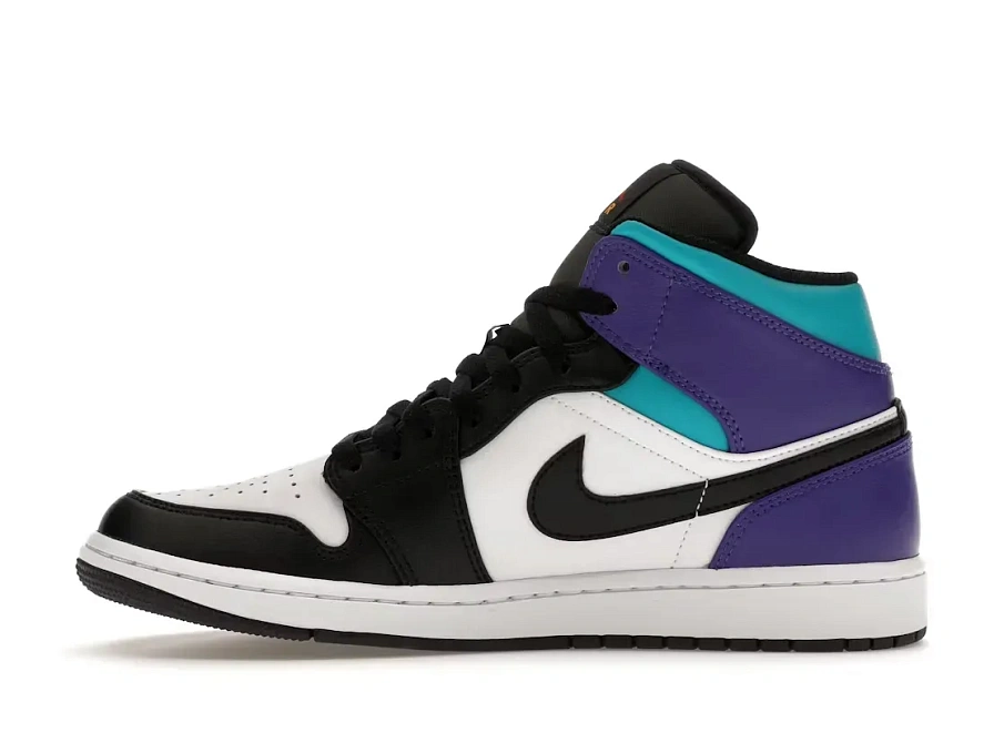Фото № 3 с приближением к товару «‎Jordan 1 Mid»