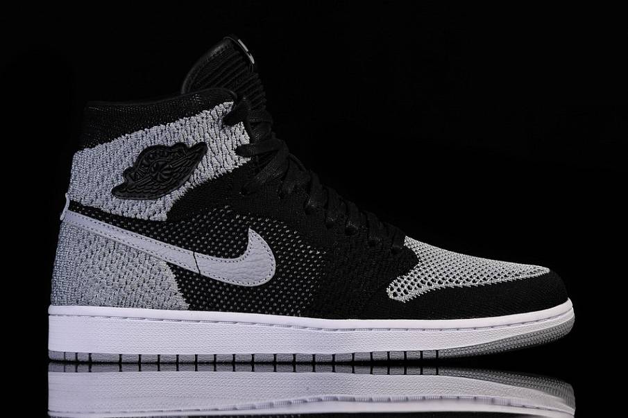 Фото № 2 с приближением к товару «‎Nike Air Jordan 1 Retro Flyknit Shadow »