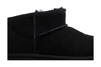 Фото № 3 с приближением к товару «‎UGG Classic Ultra Mini Boot Kids Black»