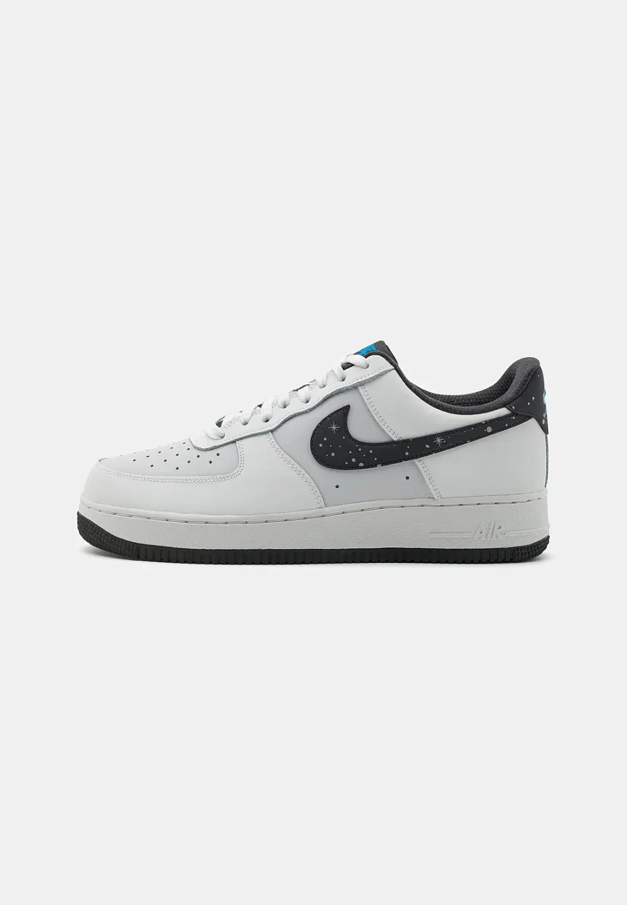 Фото № 1 с приближением к товару «‎AIR FORCE 1 07»