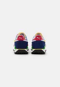Фото № 3 с приближением к товару «‎Puma Future Rider Play On »
