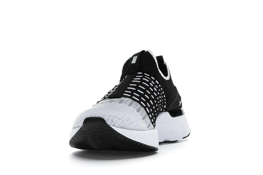 Фото № 3 с приближением к товару «‎Nike React Phantom Run Flyknit 2 Black White »