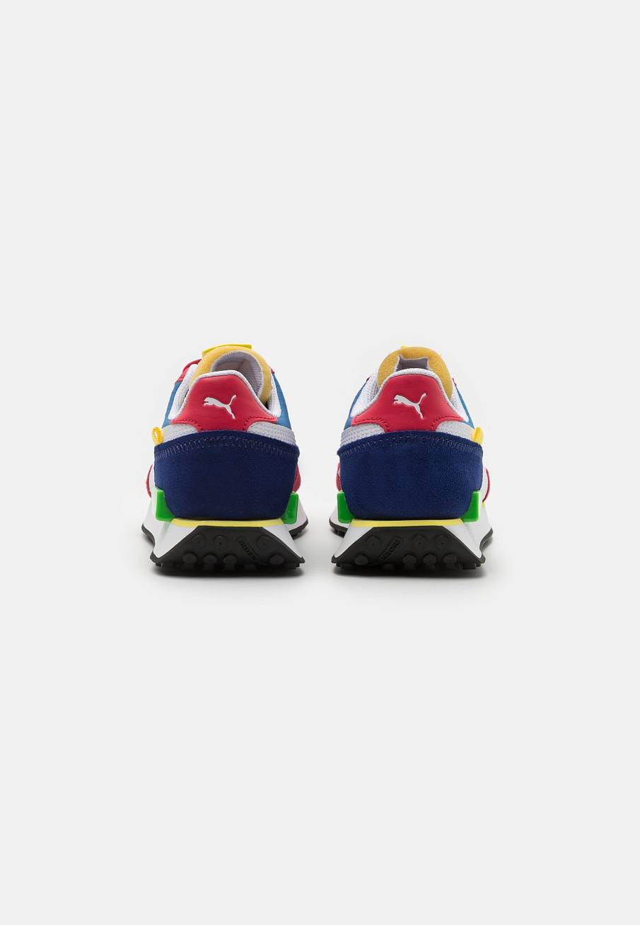 Фото № 3 с приближением к товару «‎Puma Future Rider Play On »