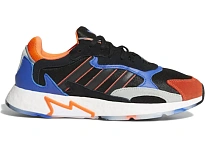 Фото № 1 с приближением к товару «‎adidas Tresc Run Core Black»