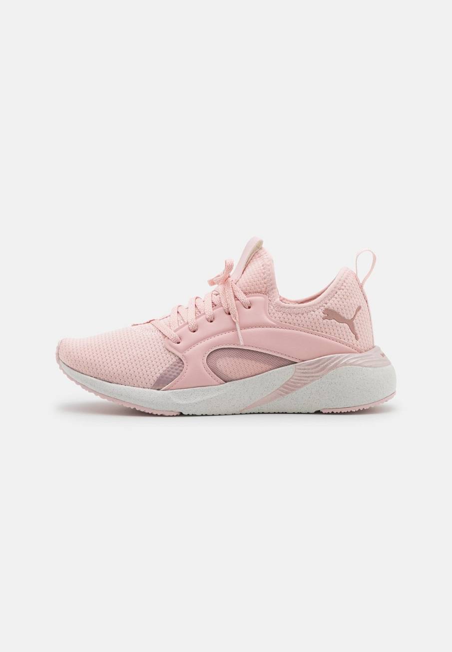 Фото № 1 с приближением к товару «‎Puma Better Foam Adore Pearlized»
