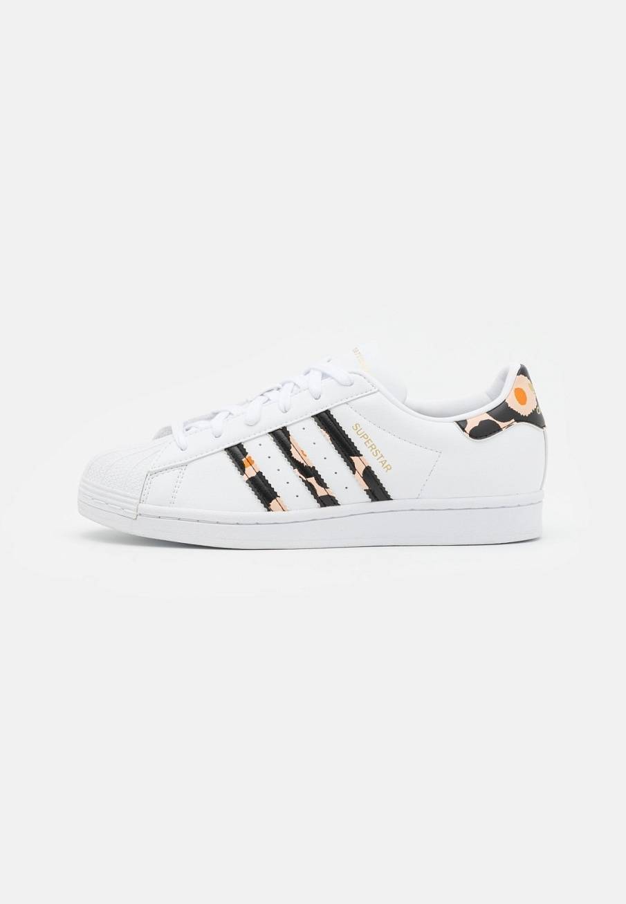 Фото № 1 с приближением к товару «‎Adidas Superstar »