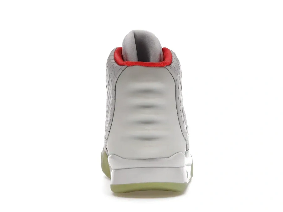 Фото № 4 с приближением к товару «‎Nike Air Yeezy 2 Pure Platinum»