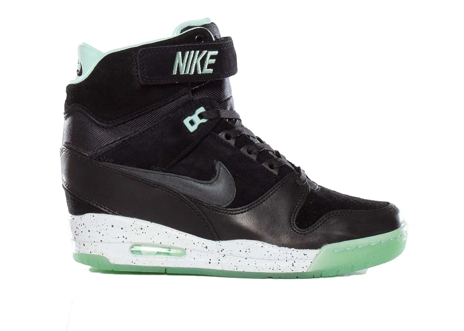 Фото № 1 с приближением к товару «‎Nike AIR REVOLUTION SKY HI QS Loverution Pack »