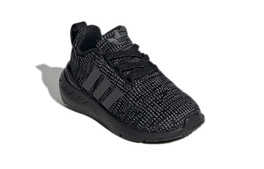 Фото № 3 с приближением к товару «‎TD adidas originals originals Swift Run 22 Running shoes»