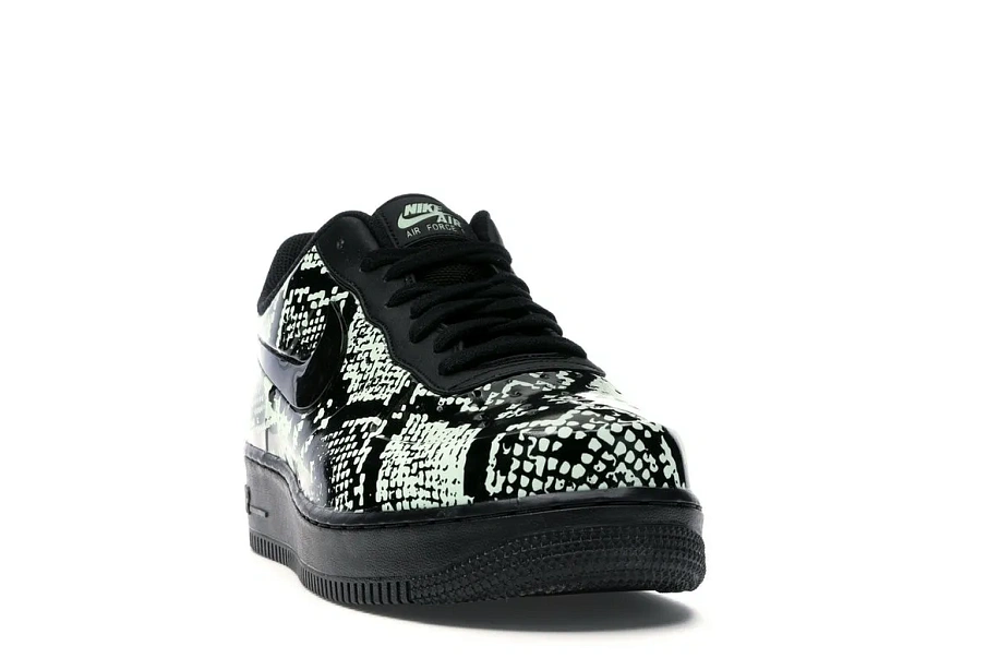 Фото № 4 с приближением к товару «‎Nike Air Force 1 Foamposite Pro Cup Snakeskin»
